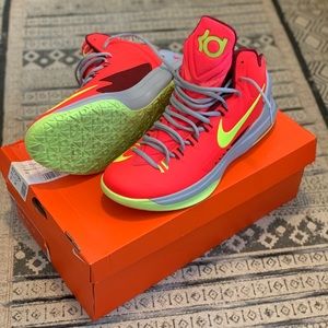KD V